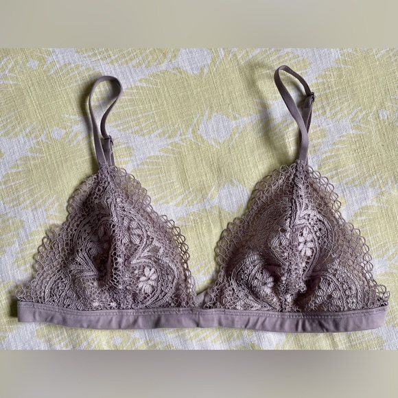 Unlined lace bralette - Picture 1 of 5